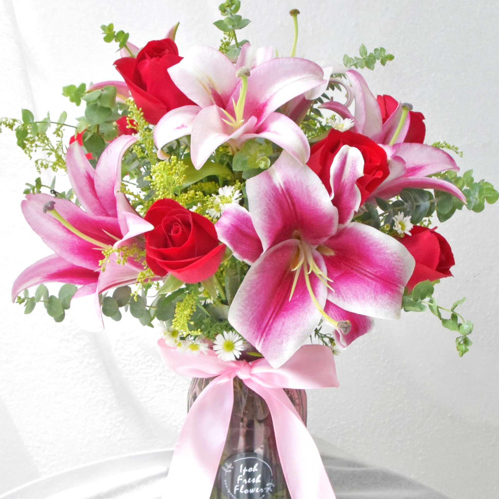 Rosa Lily| Vase Arrangement| Fresh Flower In A Vase| Same Day Delivery
