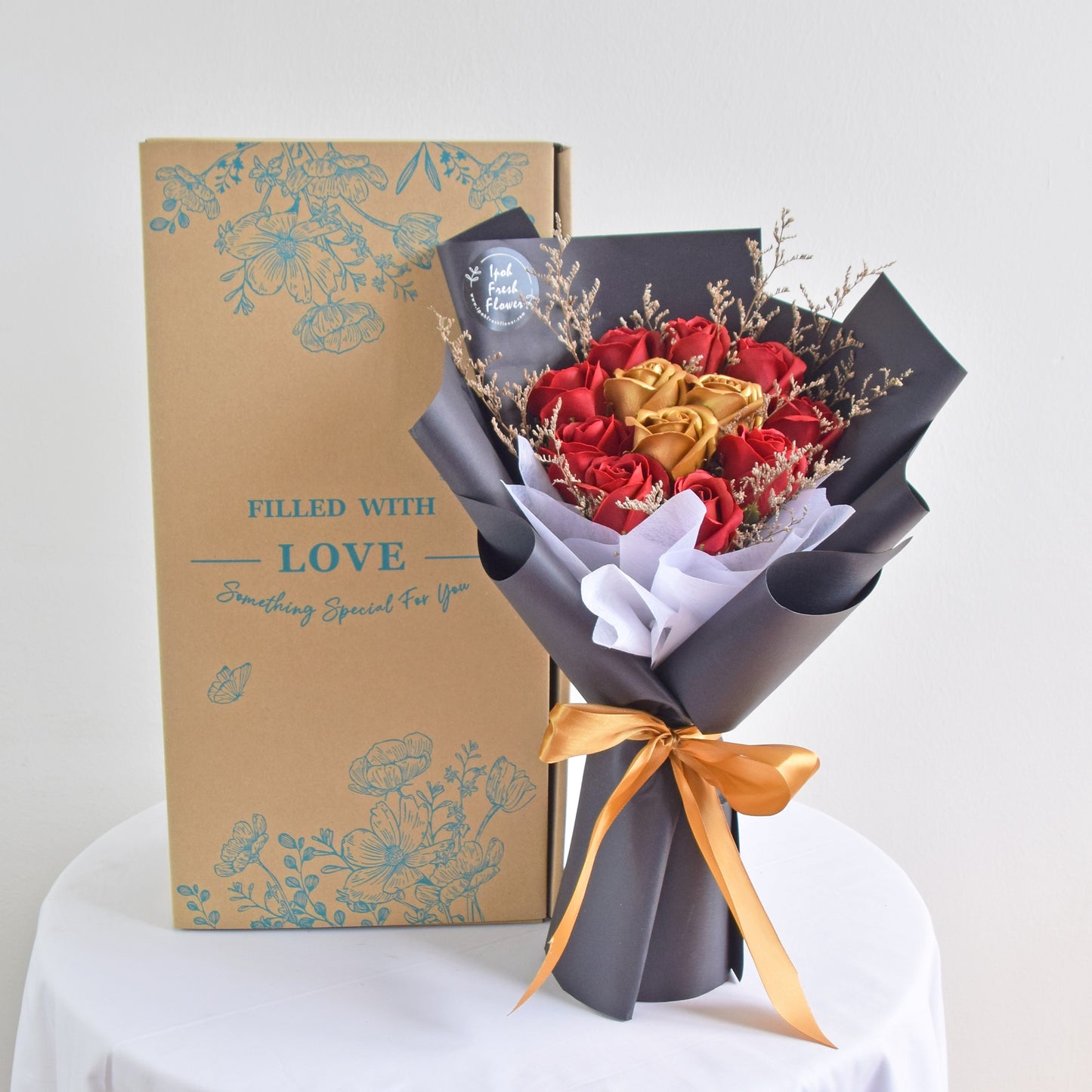 Sparkling Gold| Soap Flower Roses Bouquet| Same Day Free Delivery