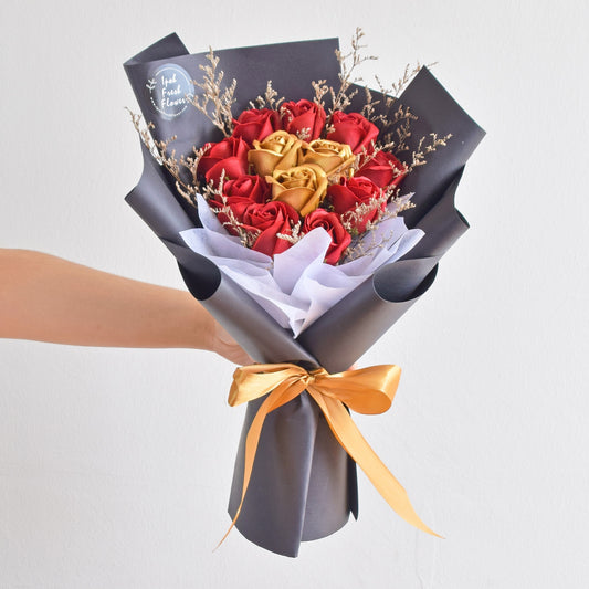 Sparkling Gold| Soap Flower Roses Bouquet| Same Day Free Delivery