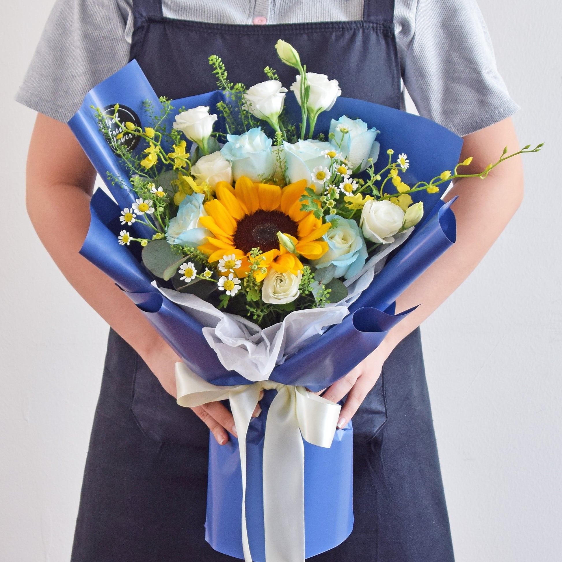 Sunny Love| Father's Day Special Fresh Flower Bouquet| Same Day Delivery