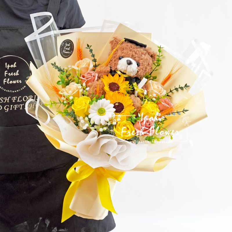 Sunshine| Graduation Bouquet| Graduation Gift Delivery