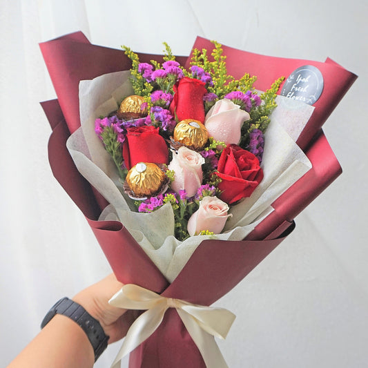 Sweet Fancy| Fresh Flower & Chocolate Bouquet Gift| Same Day Delivery
