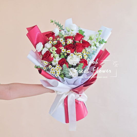 Valeria| Fresh Flower Same Day Delivery Ipoh 