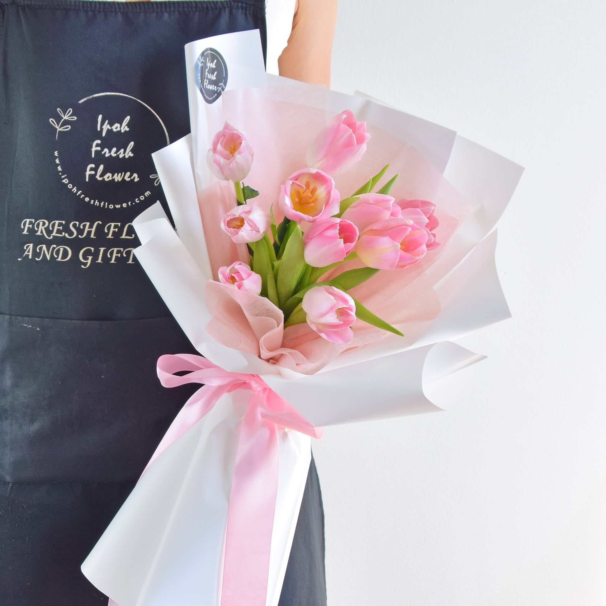 Yonina Pink Tulip Bouquet| Fresh Flower Bouquet Delivery