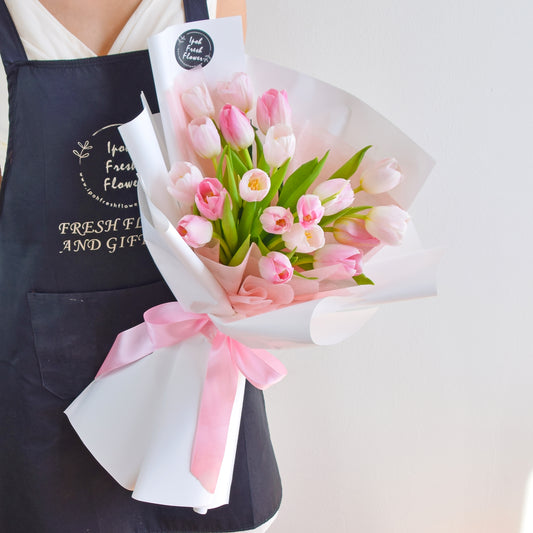 Yonina Pink Tulip Bouquet| Fresh Flower Bouquet Delivery