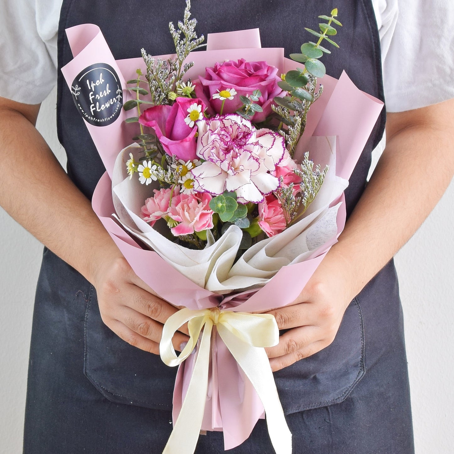 Zoey| Petite Fresh Flower Bouquet | Same Day Delivery