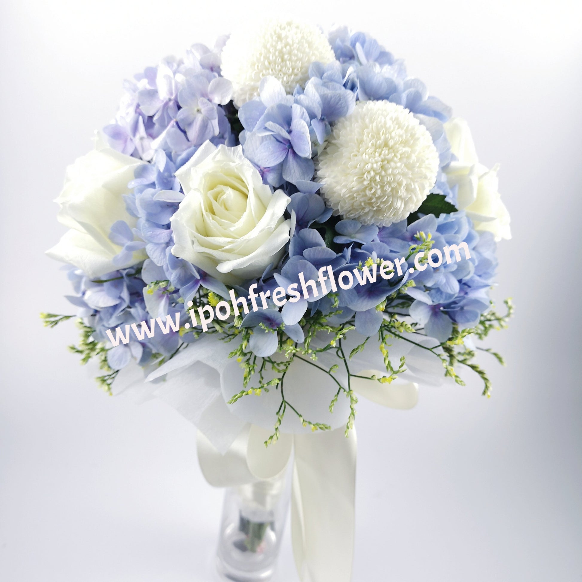 Personalise bridal bouquet|Ipoh Online Florist| ipohfreshflower.com