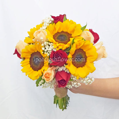 Betty Bridal Bouquet