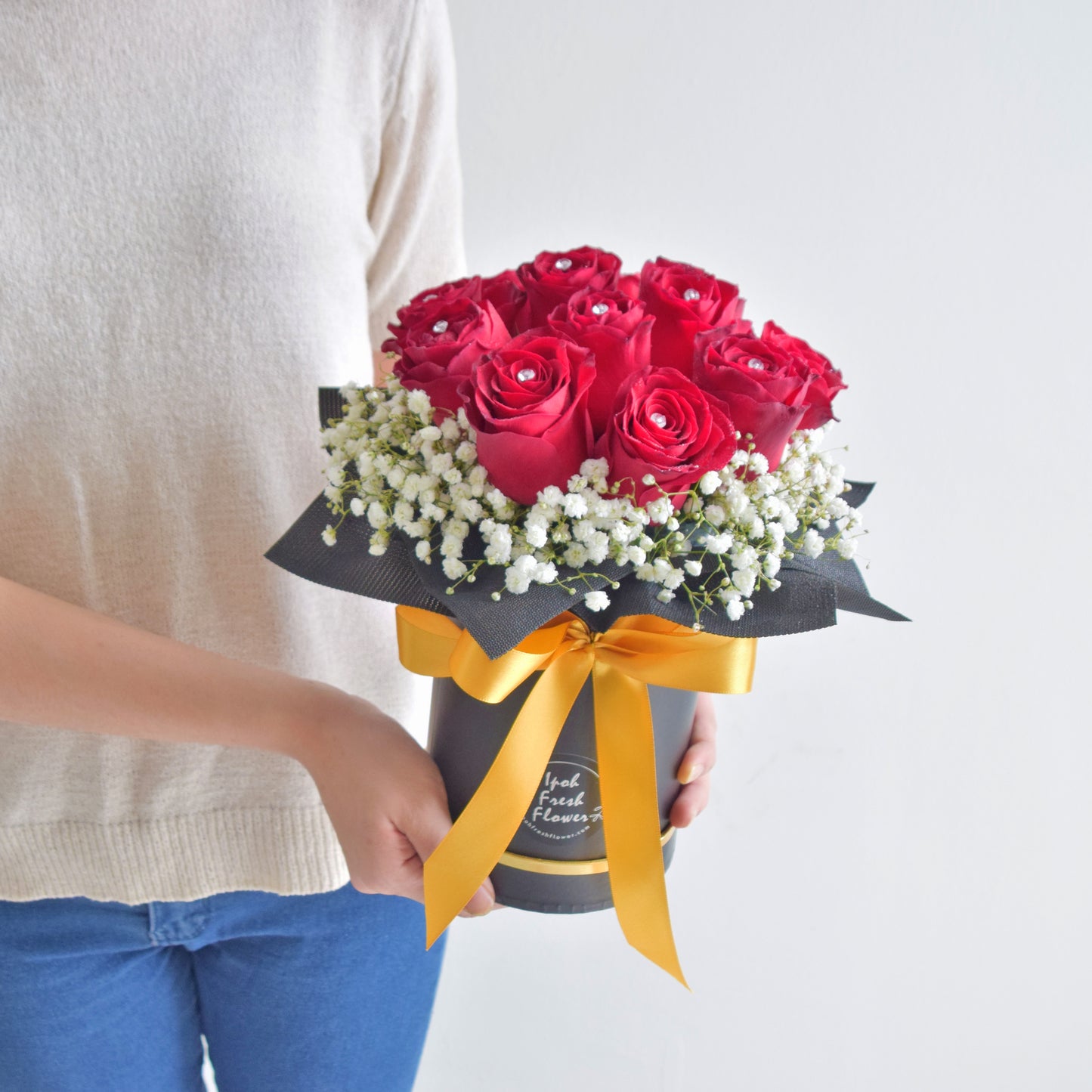 Classic Romance flower box| Valentine Fresh Flower Delivery