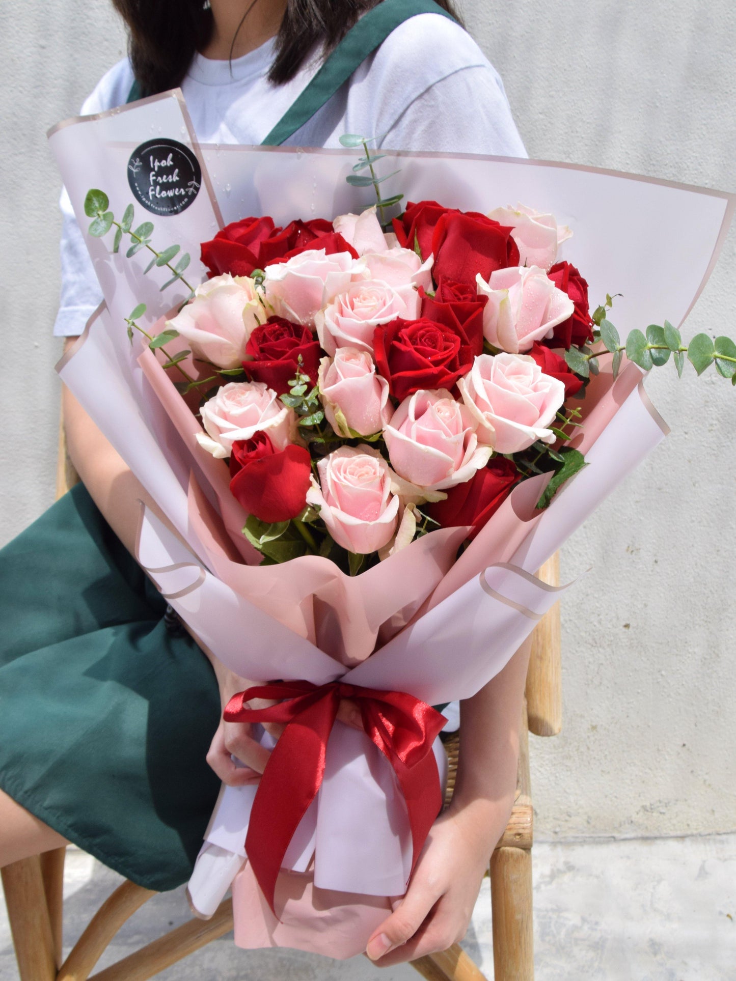 Rosita| Roses Bouquet| Fresh Flower Delivery