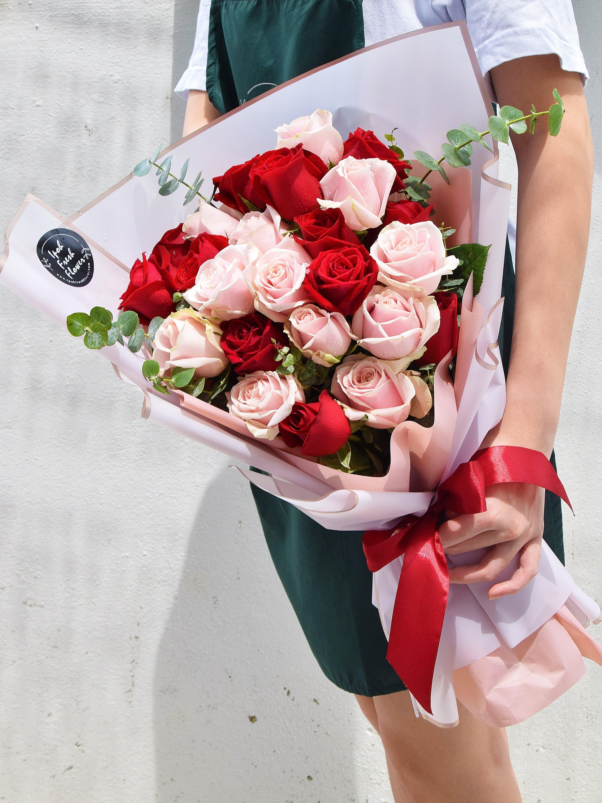 Rosita| Roses Bouquet| Fresh Flower Delivery