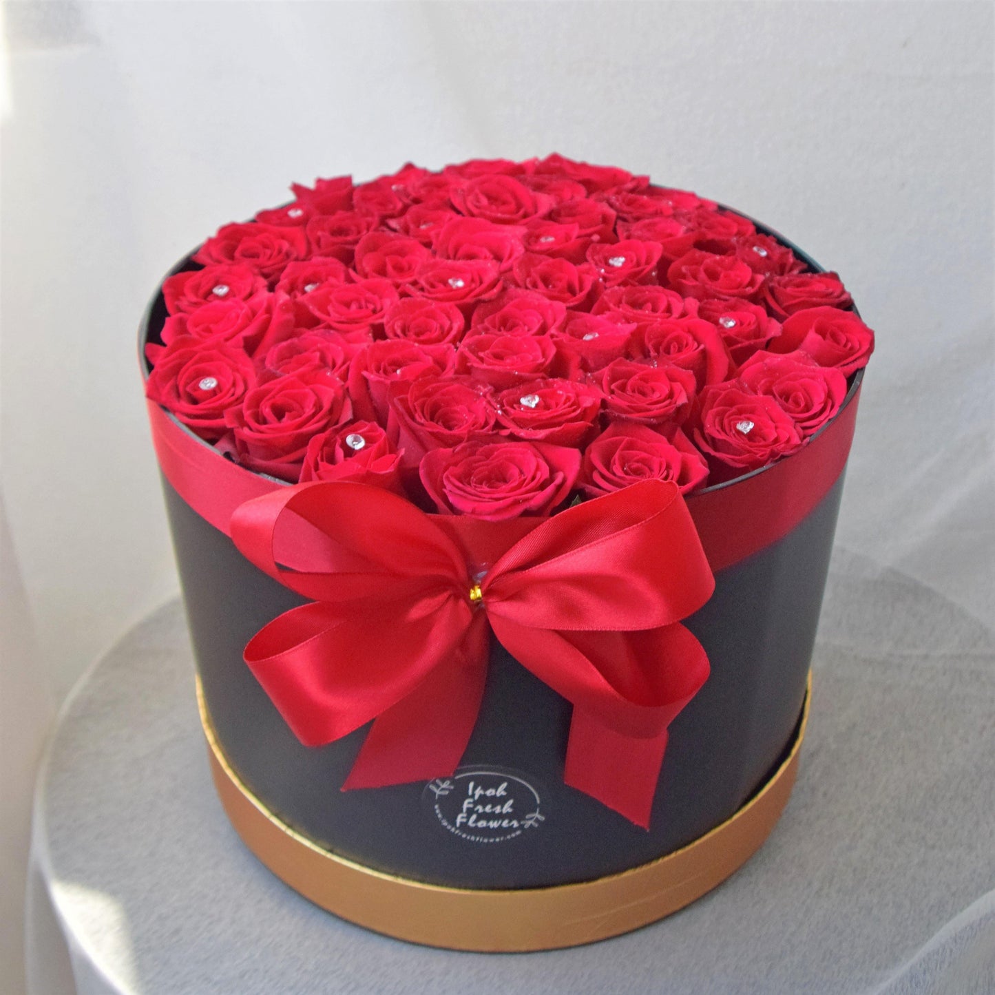 Fifty Shade of Red| 50 Red Roses Fresh Flower Box – Ipoh Fresh Flower