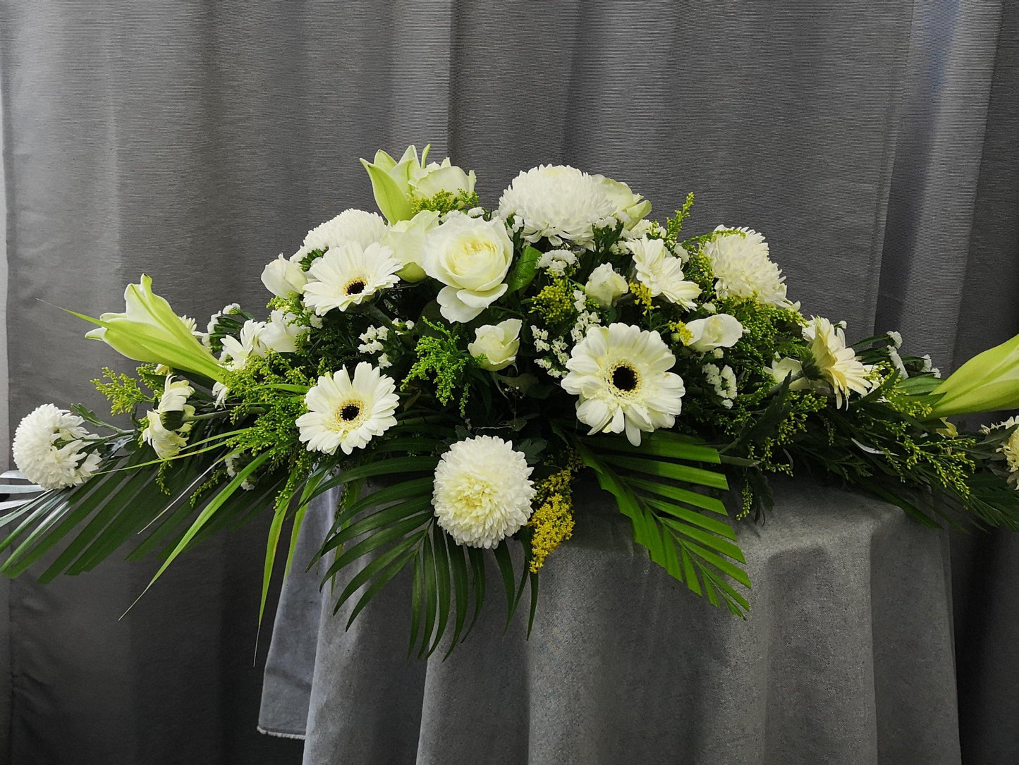 White Glory Casket| Wreath Funeral Flower