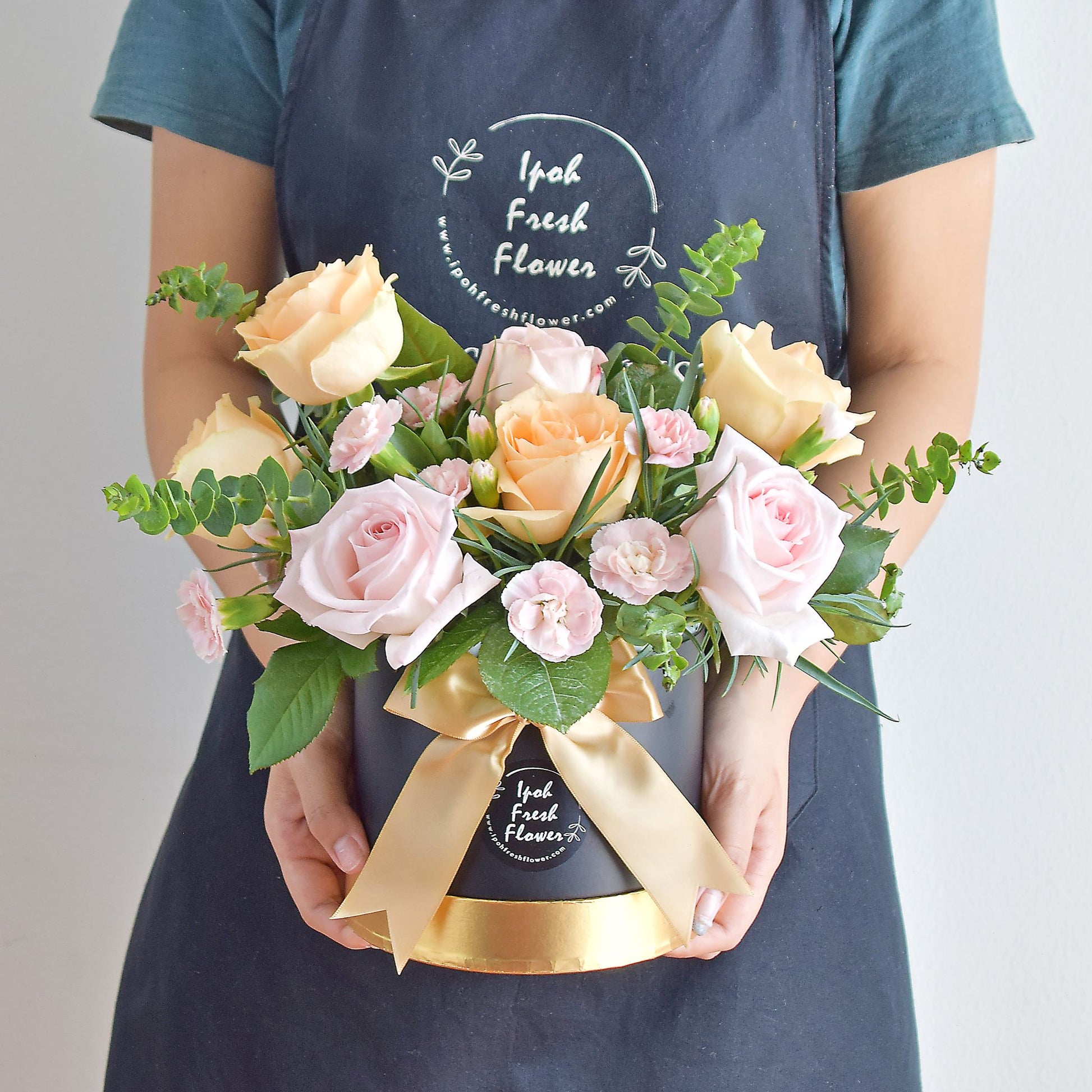 Leah| Fresh Flower Bloom Box| Same Day Delivery