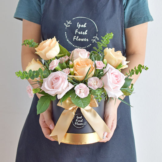 Leah| Fresh Flower Bloom Box| Same Day Delivery