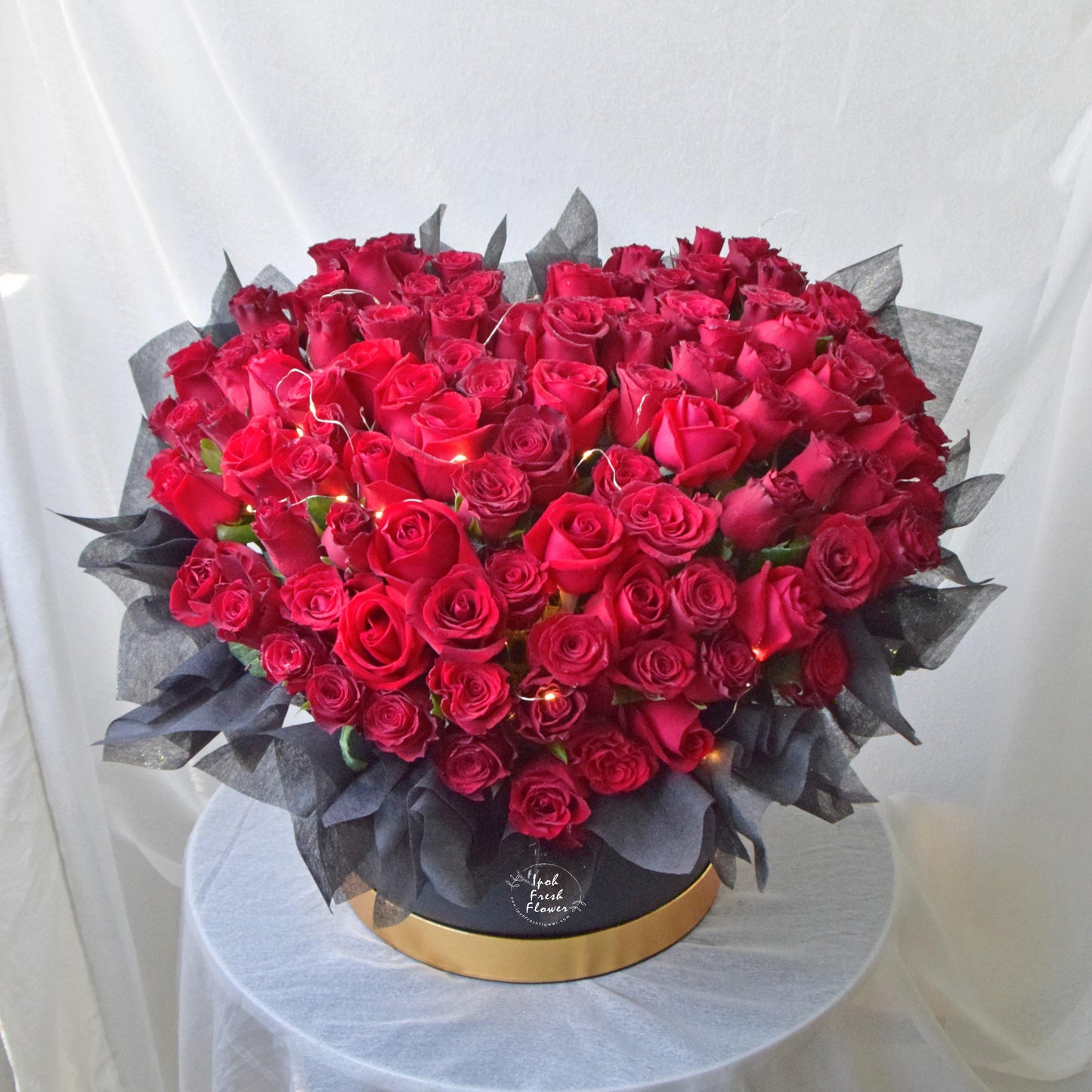 Love In Heart-99 Red Roses Flower Box