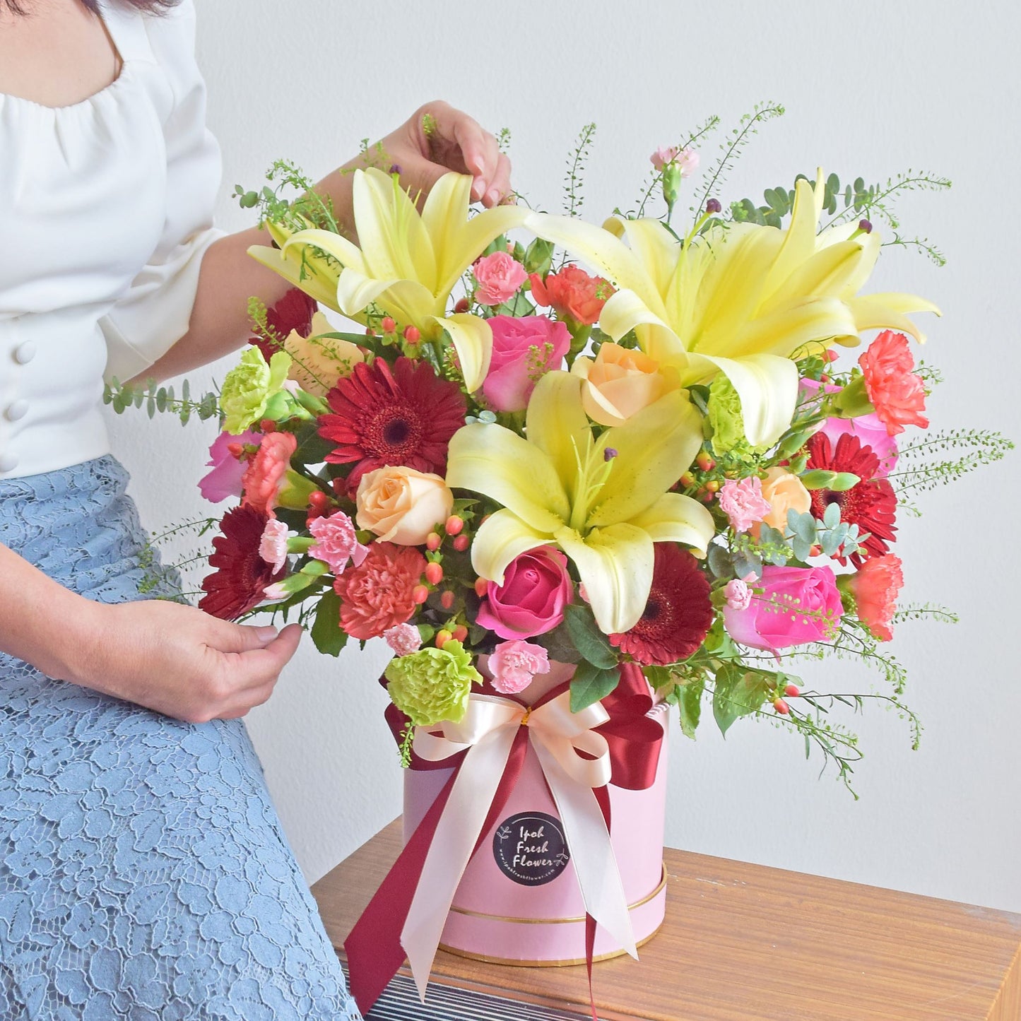 Maxine |Fresh Flower Bloom Box