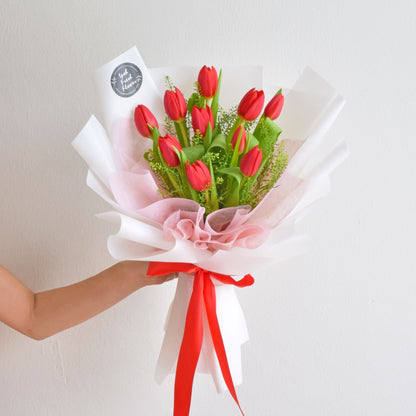 Miaka Red Tulip Bouquet| Fresh Flower Bouquet Delivery