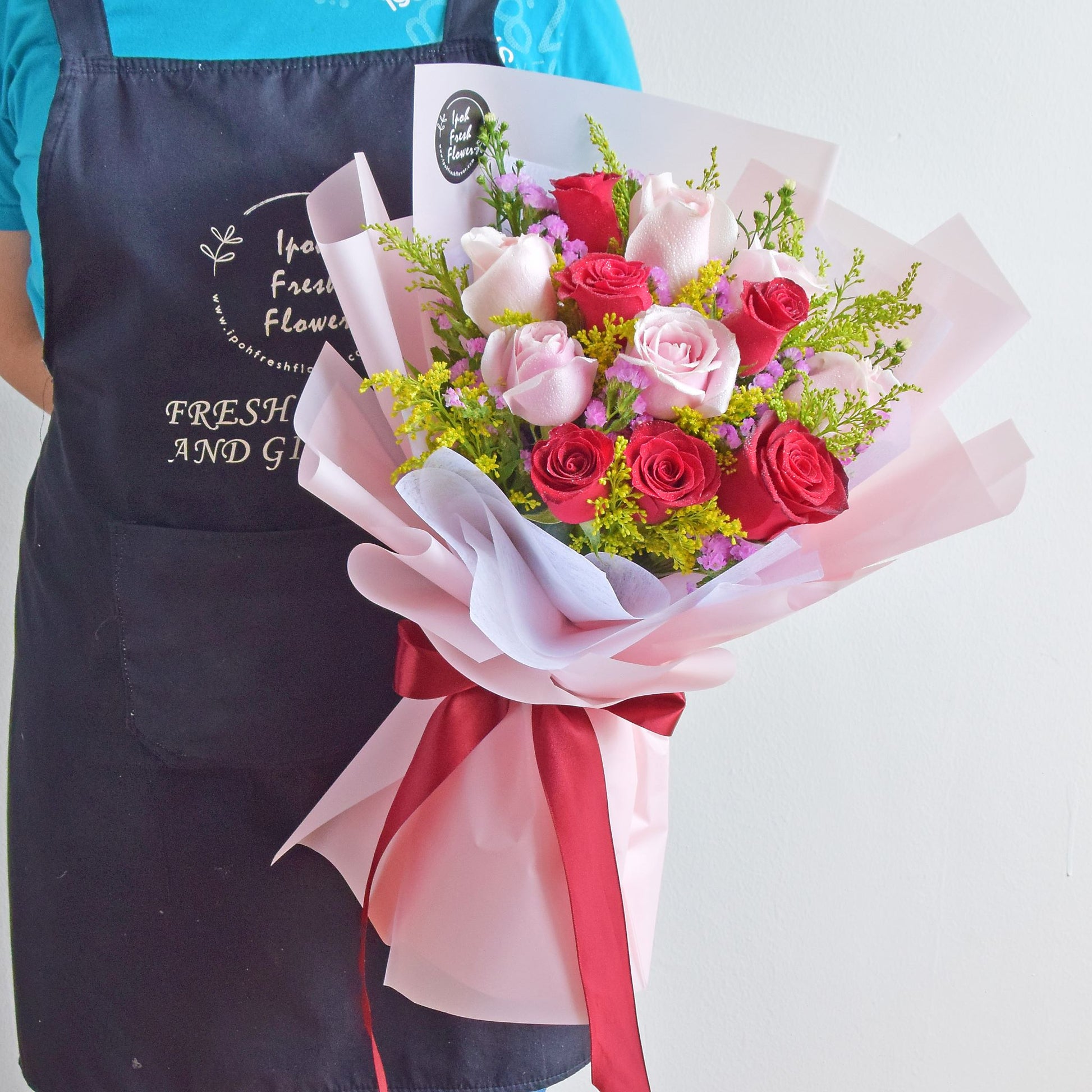Olivia| Roses Bouquet| Fresh Flower Delivery