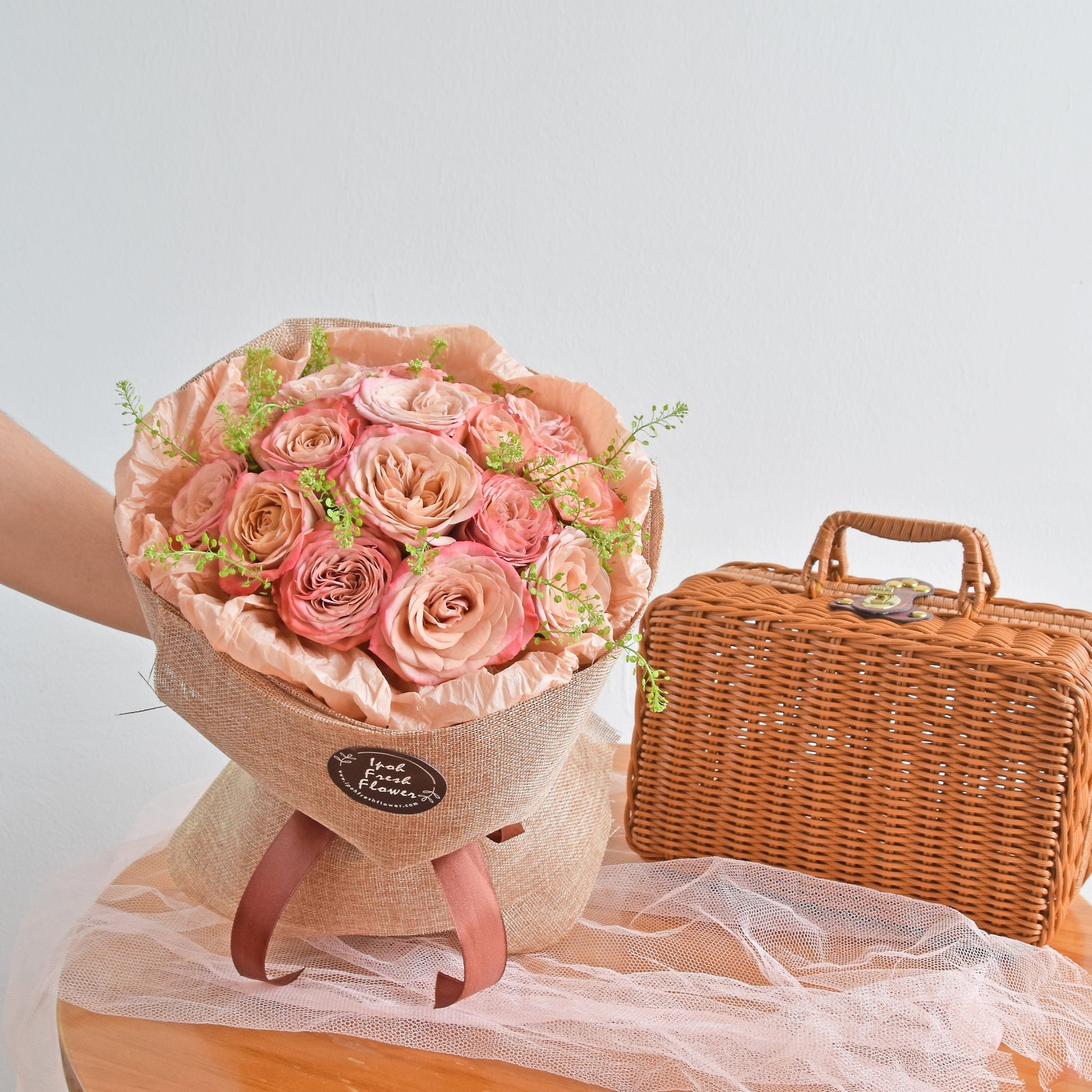 Rustic Cappuccino Rose| Fresh Flower Bouquet| Same Day Delivery