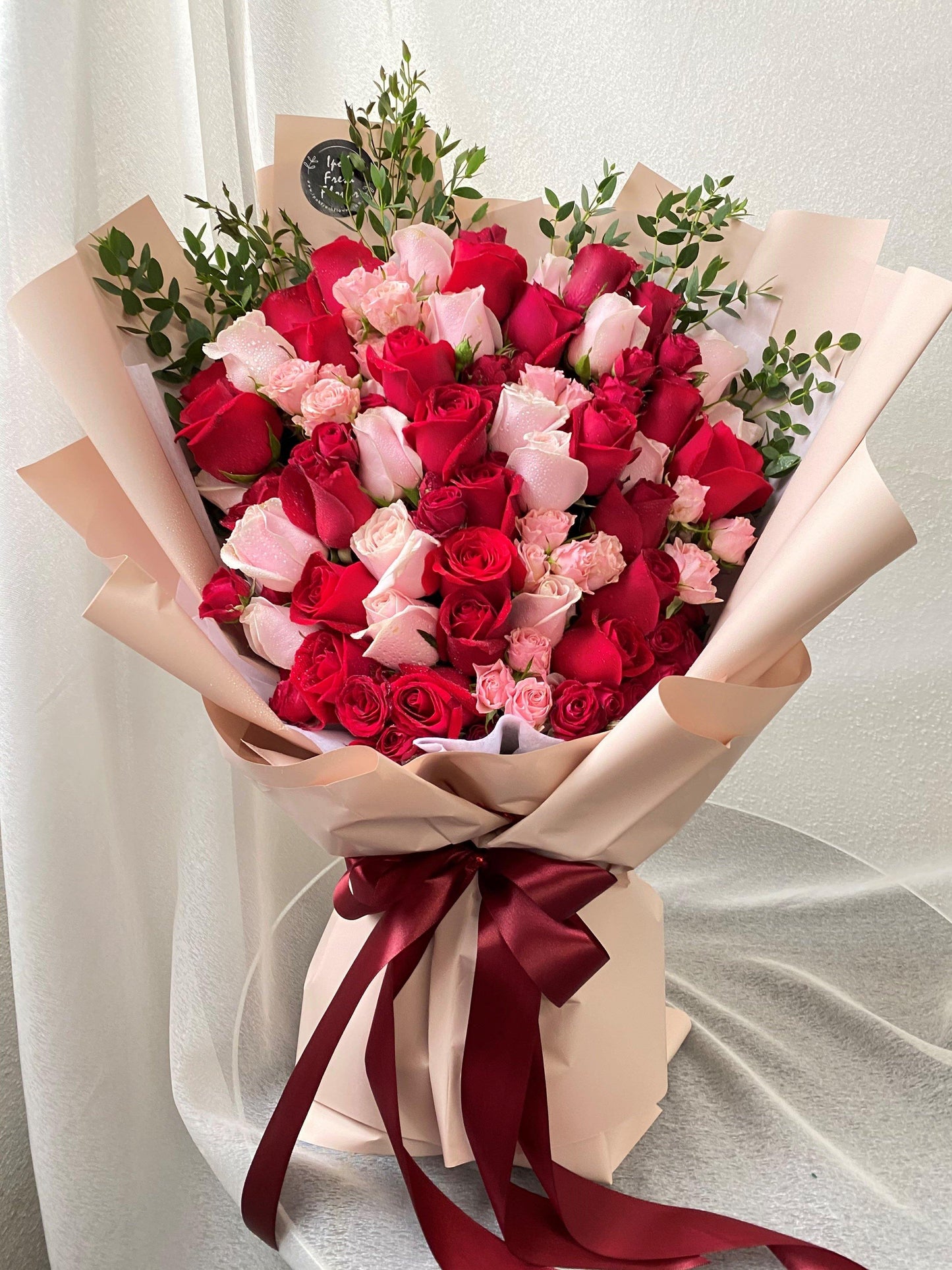 Swan- 50 Roses Bouquet| Premium Fresh Flowers Delivery