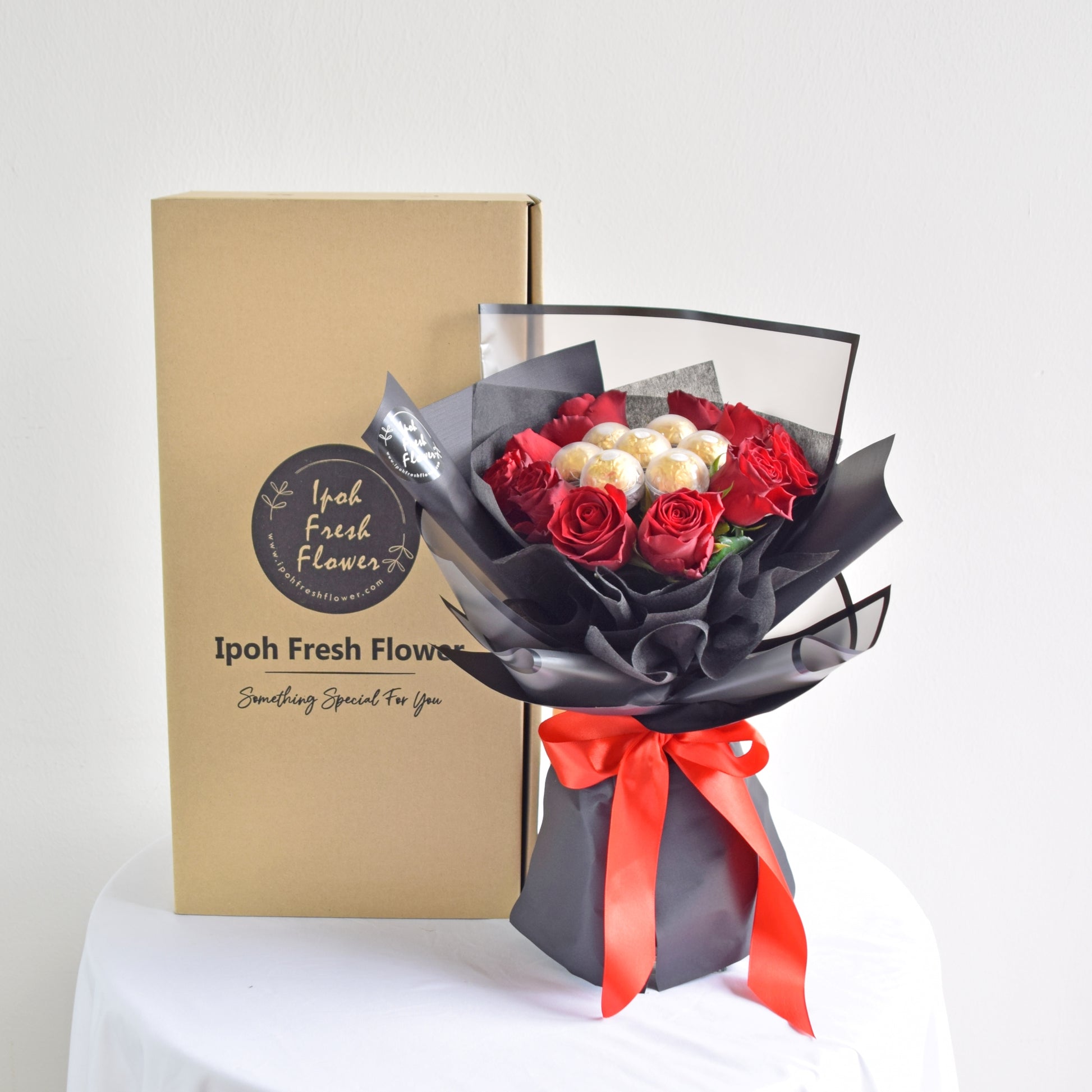 Sweet Delight| Chocolate Rose Bouquet Delivery