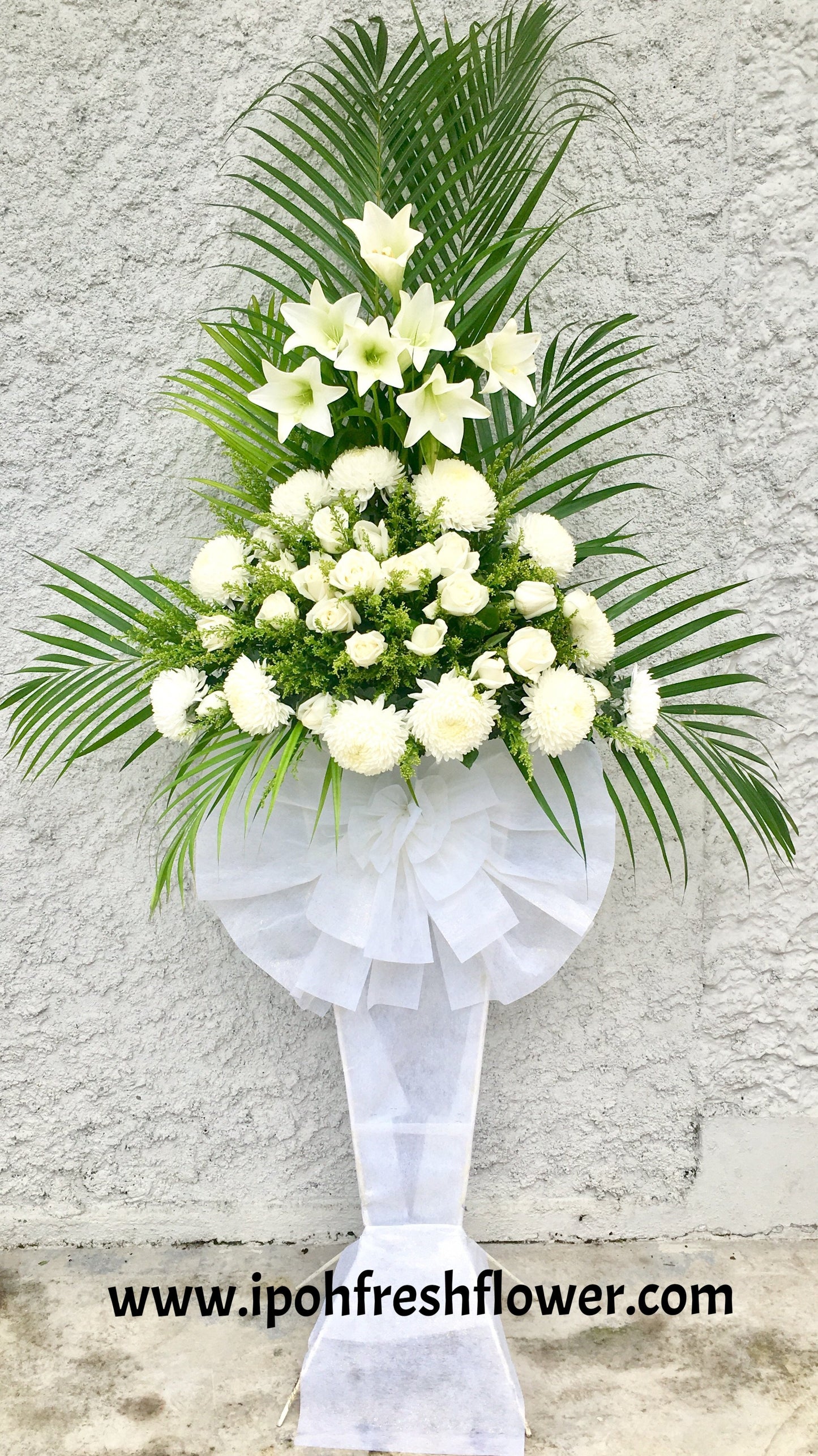 Condolence Wreaths & Funeral Flower Stand E4